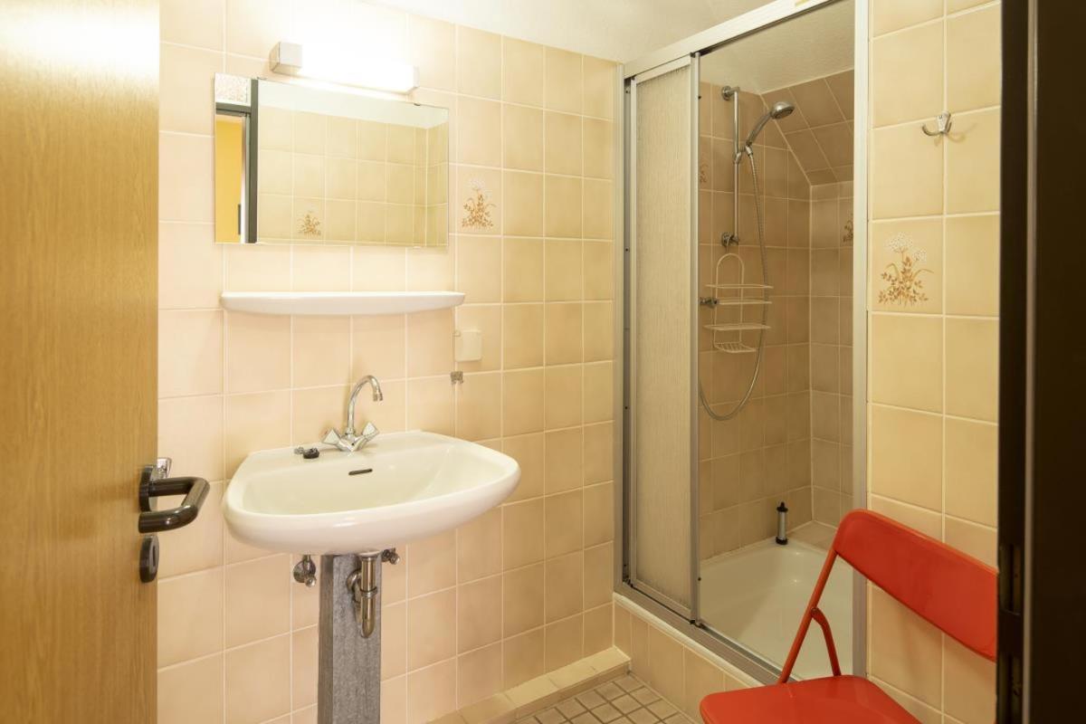Helle 93m2 FeWo mit 2 Schlafzimmern am Edersee Scheid  Exterior foto