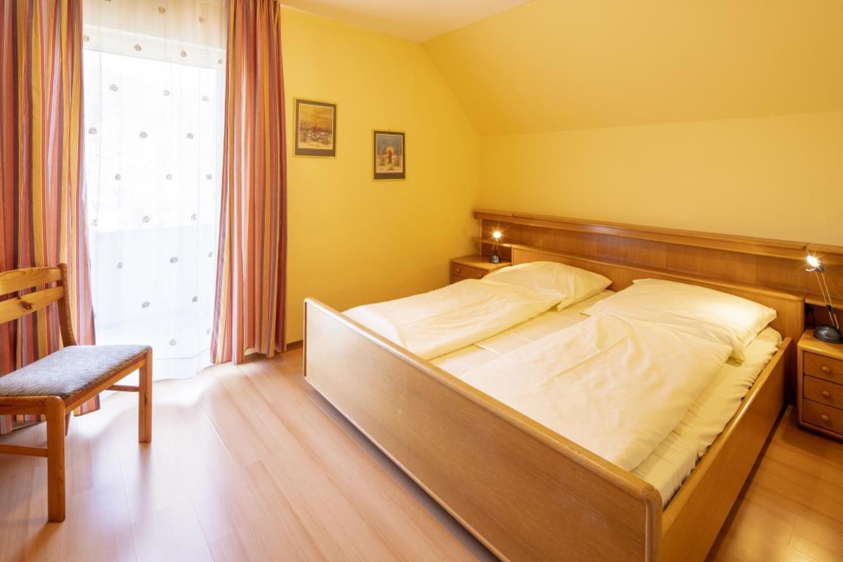 Helle 93m2 FeWo mit 2 Schlafzimmern am Edersee Scheid  Exterior foto